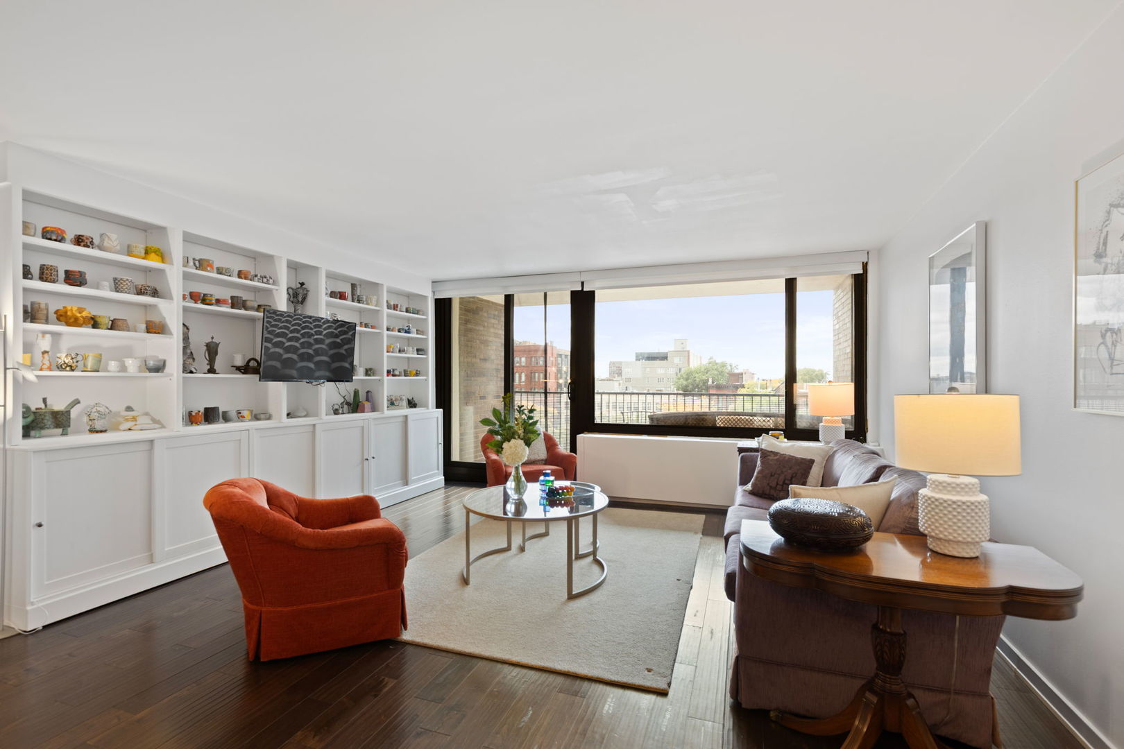 1555 N Sandburg Terrace 607K