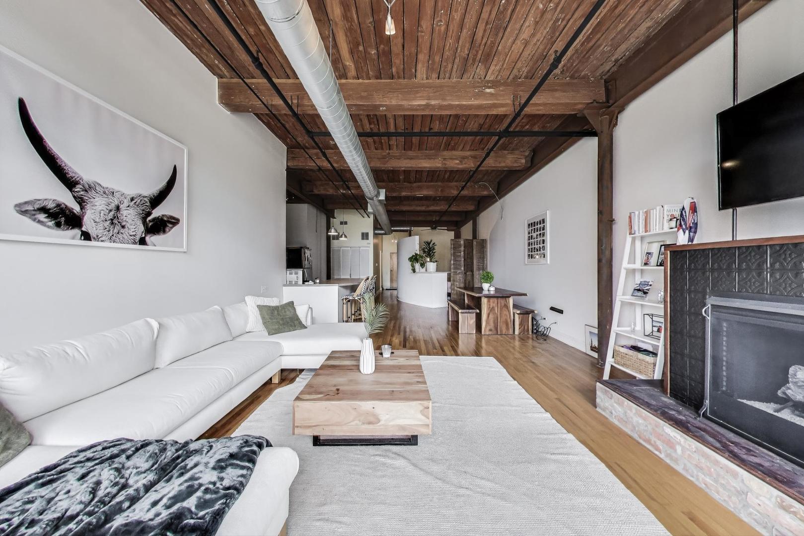 1000 W WASHINGTON Boulevard 342
