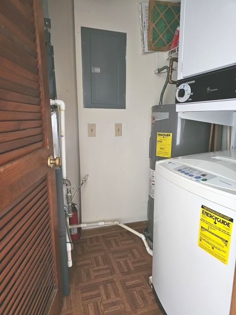 Tiny photo for 1757 Eastwood Court #6, Schaumburg, IL 60195 (MLS # 12447151)