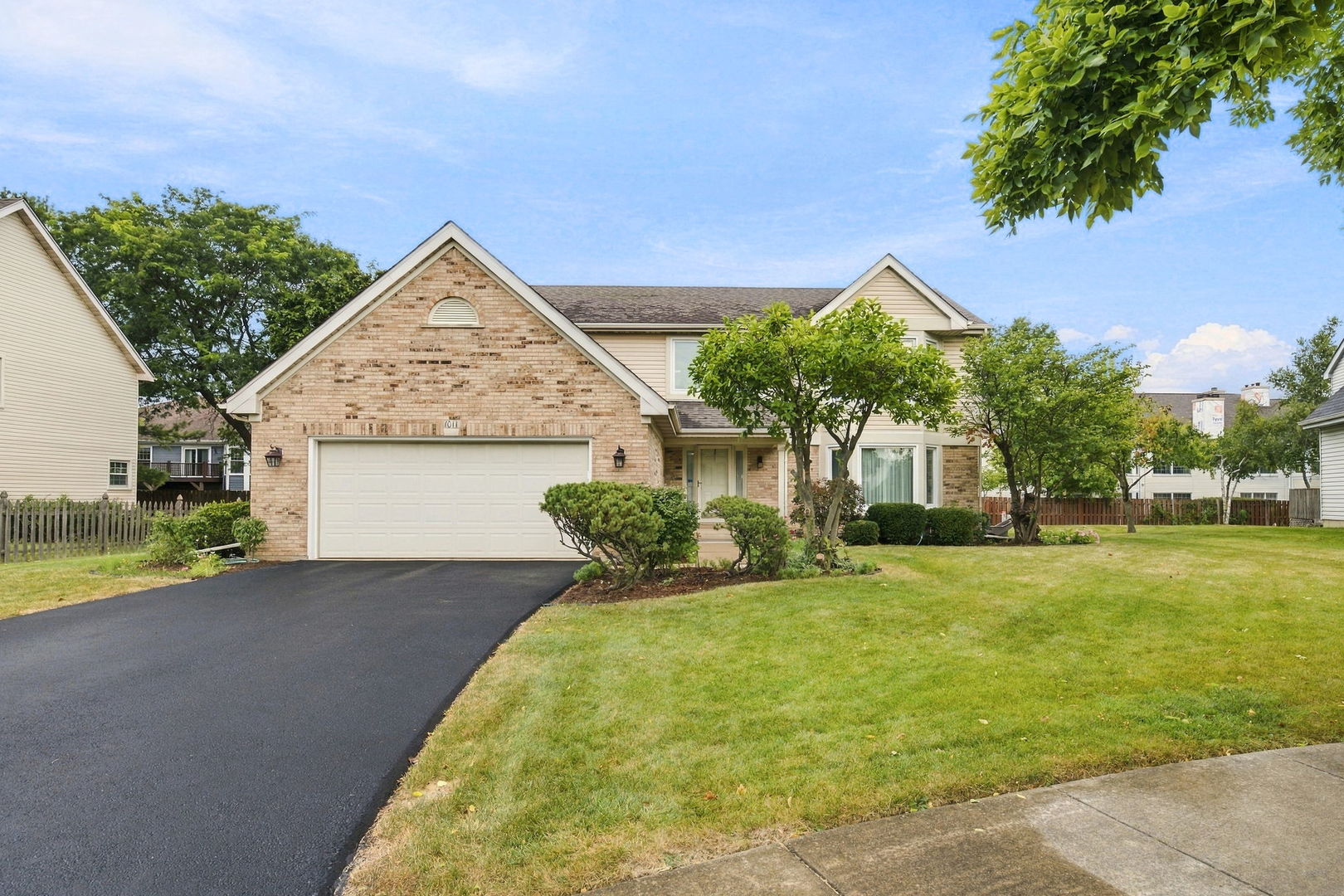 1011 E Amberwood Circle