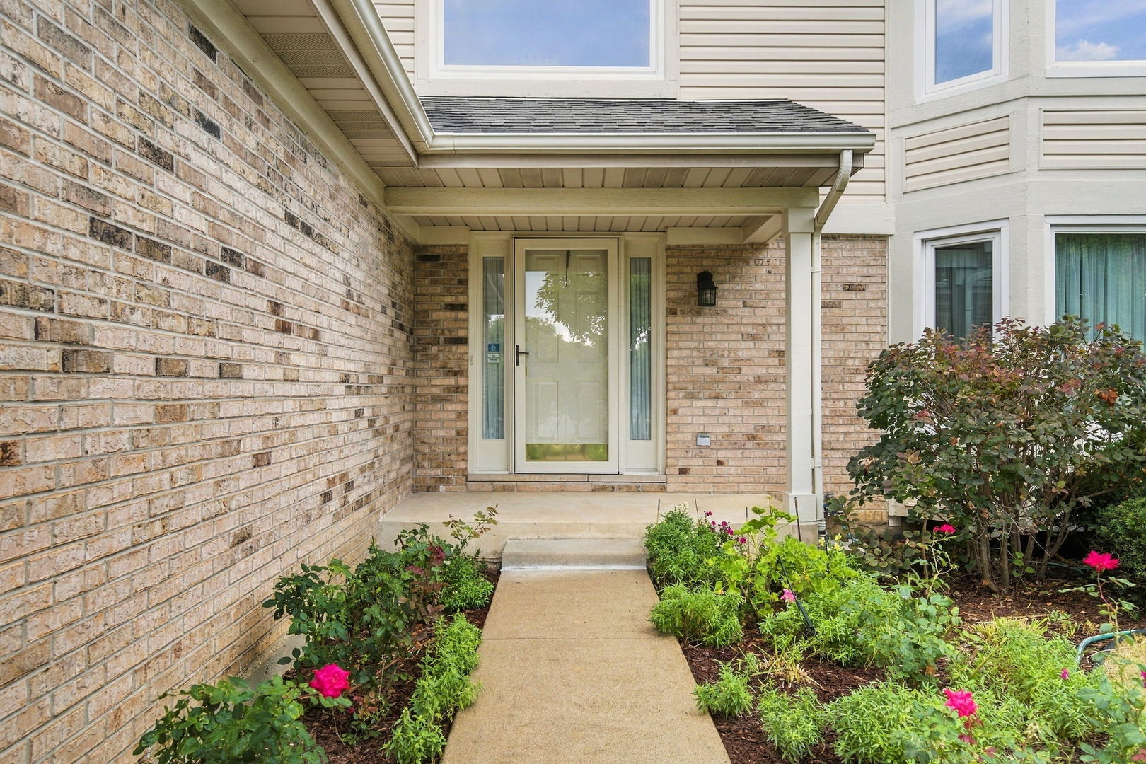 1011 E Amberwood Circle