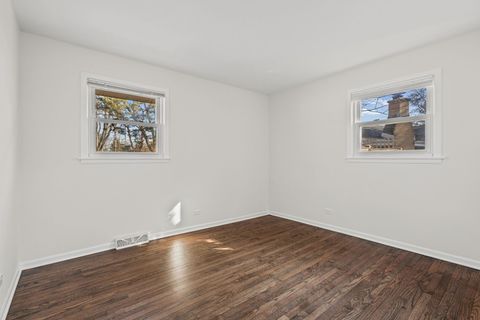 Tiny photo for 103 Coldren Drive, Prospect Heights, IL 60070 (MLS # 12568109)