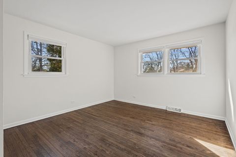 Tiny photo for 103 Coldren Drive, Prospect Heights, IL 60070 (MLS # 12568109)