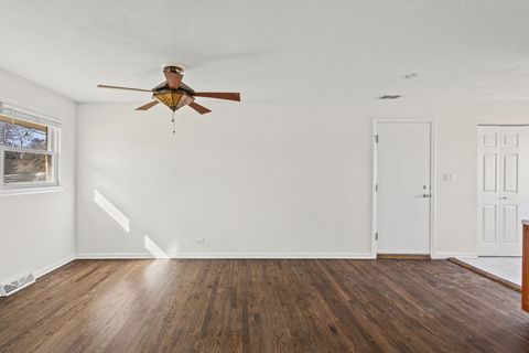 Tiny photo for 103 Coldren Drive, Prospect Heights, IL 60070 (MLS # 12568109)