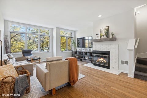 Tiny photo for 2715 N Janssen Avenue, Chicago, IL 60614 (MLS # 12771288)