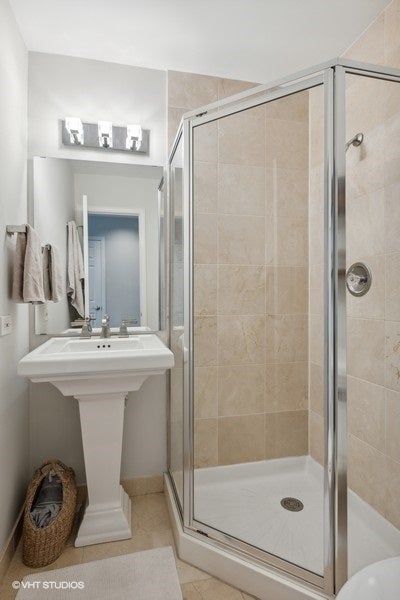 Tiny photo for 2715 N Janssen Avenue, Chicago, IL 60614 (MLS # 12771288)