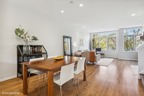 Tiny photo for 2715 N Janssen Avenue, Chicago, IL 60614 (MLS # 12771288)
