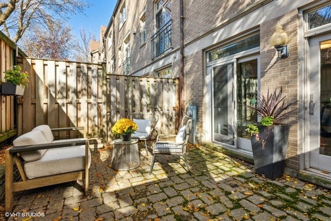 Tiny photo for 2715 N Janssen Avenue, Chicago, IL 60614 (MLS # 12771288)