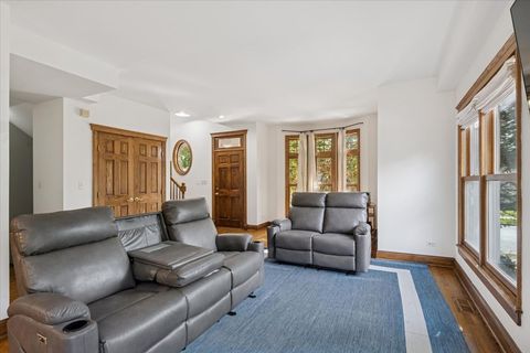 Tiny photo for 532 Wesley Avenue #WEST, Evanston, IL 60202 (MLS # 12492799)