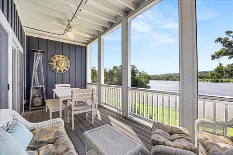 Tiny photo for 13 River Row, Ottawa, IL 61350 (MLS # 12564920)