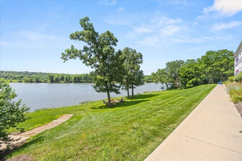 Tiny photo for 13 River Row, Ottawa, IL 61350 (MLS # 12564920)