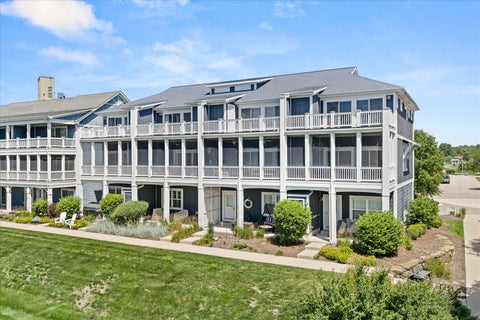 Tiny photo for 13 River Row, Ottawa, IL 61350 (MLS # 12564920)