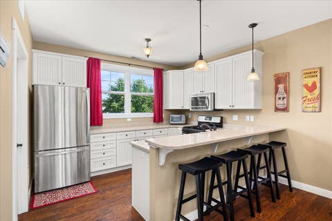 Tiny photo for 13 River Row, Ottawa, IL 61350 (MLS # 12564920)