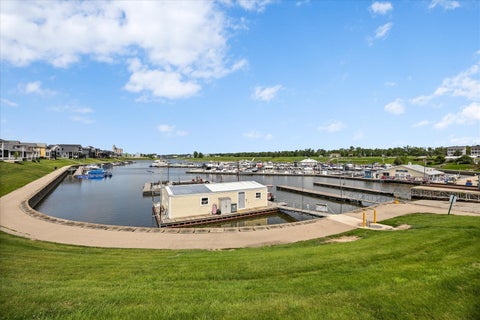 Tiny photo for 13 River Row, Ottawa, IL 61350 (MLS # 12564920)