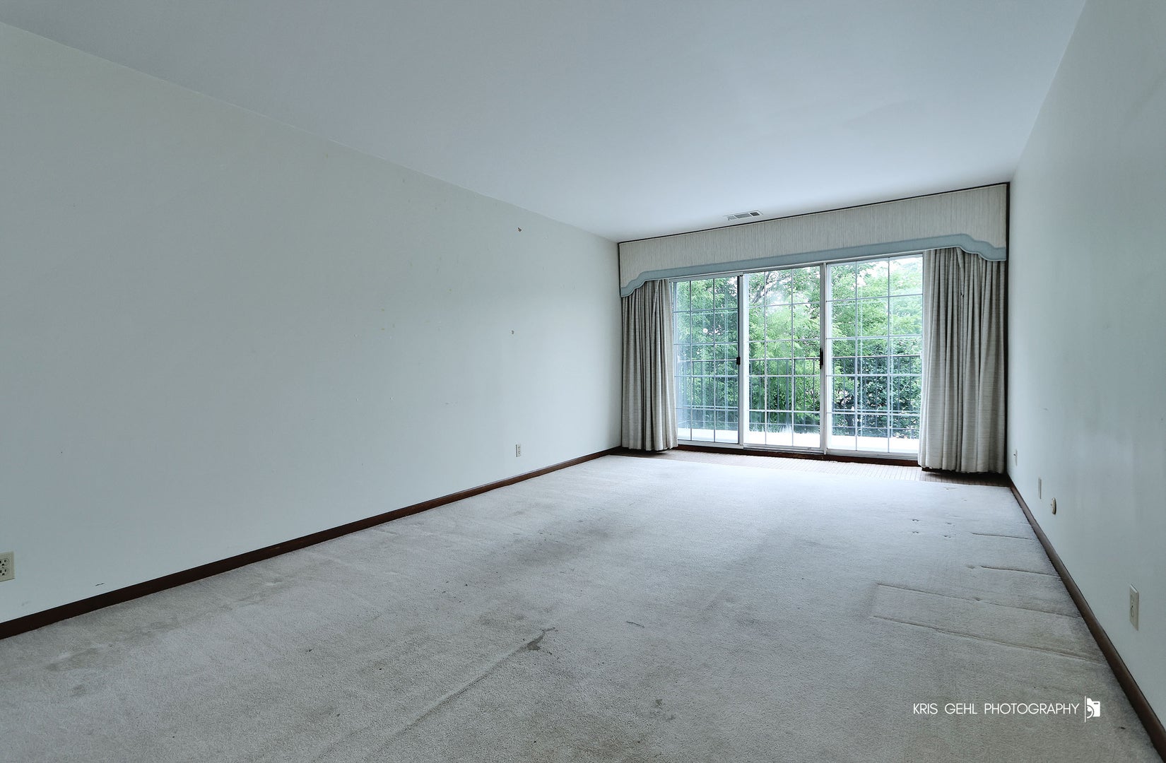 1110 N Farnsworth Avenue 310