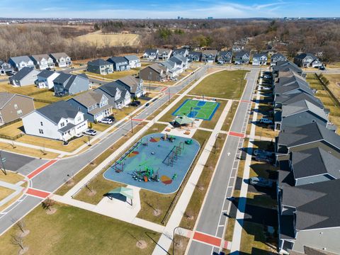 Tiny photo for 2552 Weatherbee Lane, Naperville, IL 60563 (MLS # 12588090)