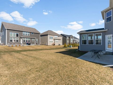 Tiny photo for 2552 Weatherbee Lane, Naperville, IL 60563 (MLS # 12588090)