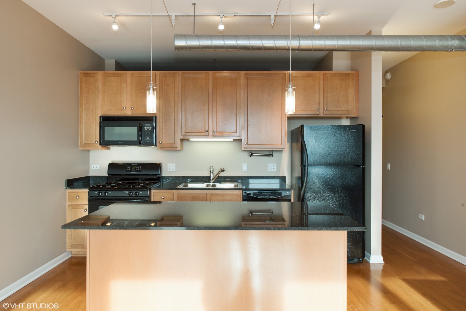 1200 W Monroe Street 713