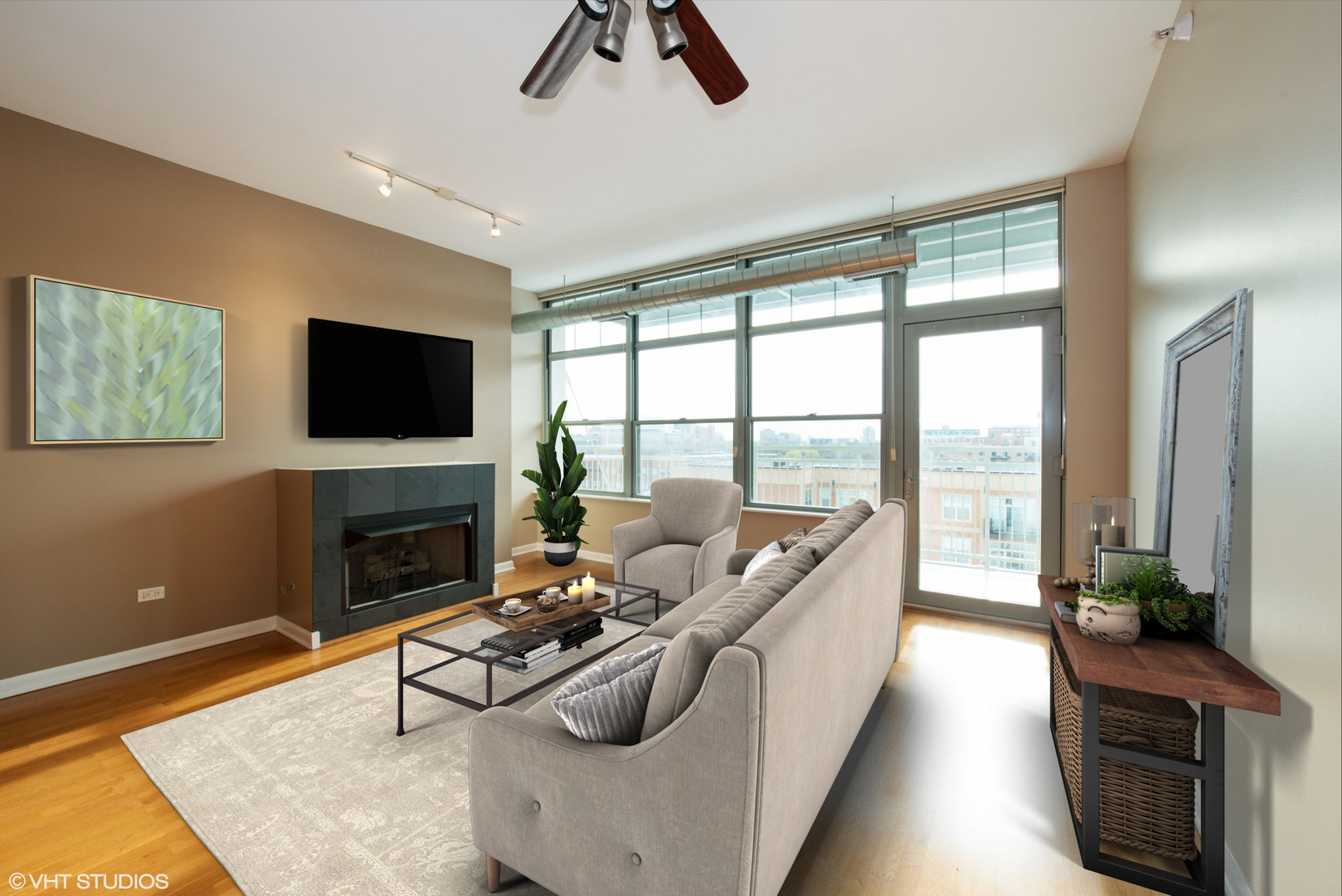 1200 W Monroe Street 713