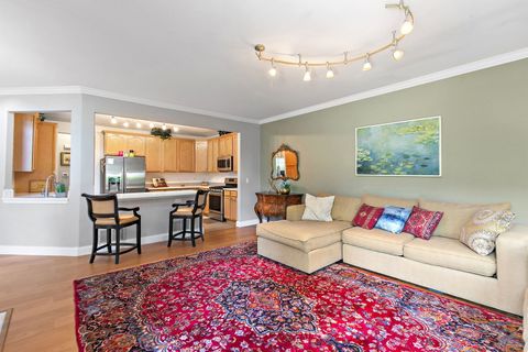 Tiny photo for 244 Lineas Lane #244, Geneva, IL 60134 (MLS # 12500149)