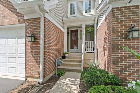 Tiny photo for 244 Lineas Lane #244, Geneva, IL 60134 (MLS # 12500149)