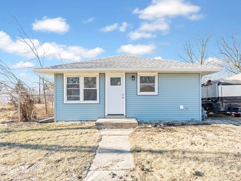 A home in Dixmoor