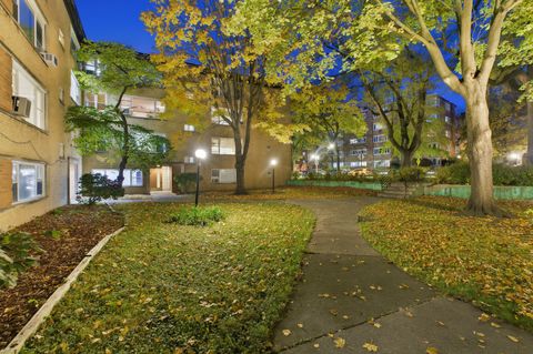 Tiny photo for 6144 N Damen Avenue #GG, Chicago, IL 60659 (MLS # 12514279)