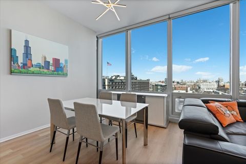 Tiny photo for 500 W SUPERIOR Street #802, Chicago, IL 60654 (MLS # 12558161)