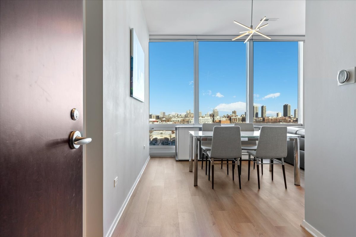 500 W SUPERIOR Street 802