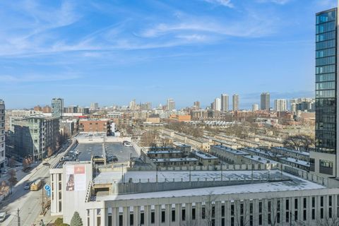 Tiny photo for 500 W SUPERIOR Street #802, Chicago, IL 60654 (MLS # 12558161)