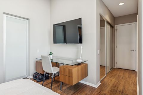 Tiny photo for 500 W SUPERIOR Street #802, Chicago, IL 60654 (MLS # 12558161)