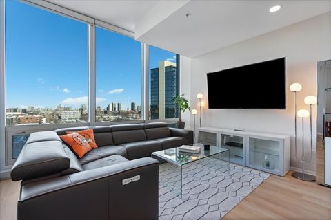 Tiny photo for 500 W SUPERIOR Street #802, Chicago, IL 60654 (MLS # 12558161)