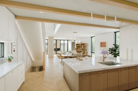 Tiny photo for 3754 N Claremont Avenue, Chicago, IL 60618 (MLS # 12534600)