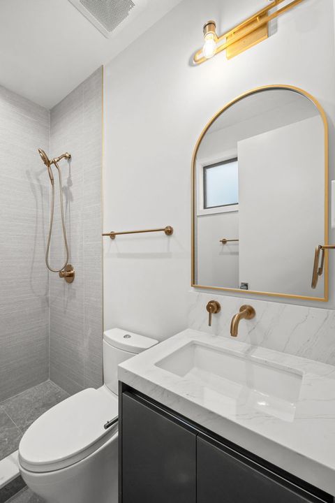 Tiny photo for 3754 N Claremont Avenue, Chicago, IL 60618 (MLS # 12534600)