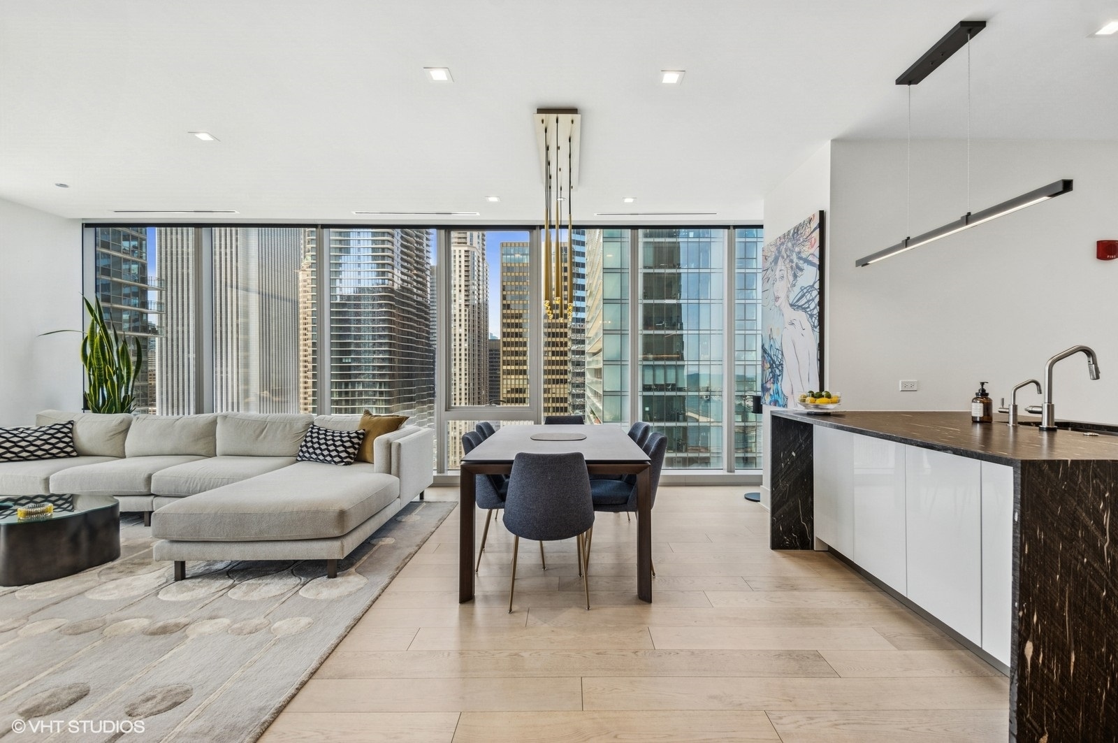 363 E Wacker Drive 1601