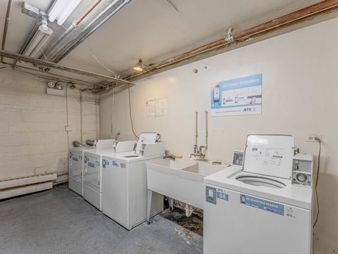 Tiny photo for 6500 N Ridge Boulevard #4E, Chicago, IL 60626 (MLS # 12488135)