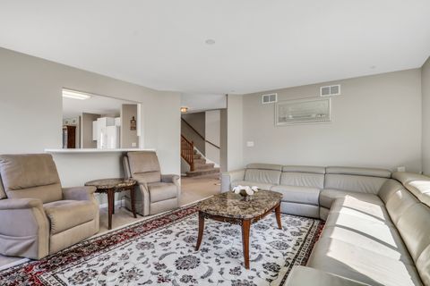 Tiny photo for 1270 Chesterfield Lane, Grayslake, IL 60030 (MLS # 12471307)