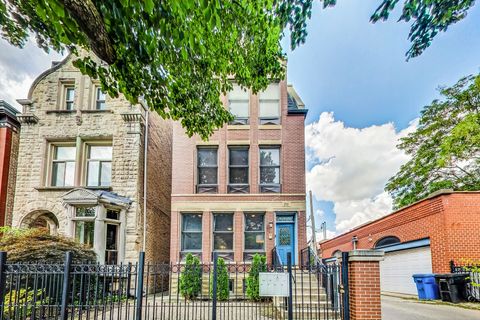 218 S LAFLIN Street 101 Chicago IL 60607