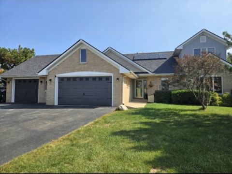 Tiny photo for 1024 Independence Boulevard, Yorkville, IL 60560 (MLS # 12558514)