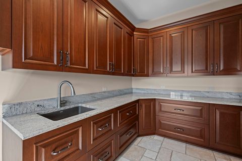 Tiny photo for 23 Enclave Court, South Barrington, IL 60010 (MLS # 12625719)