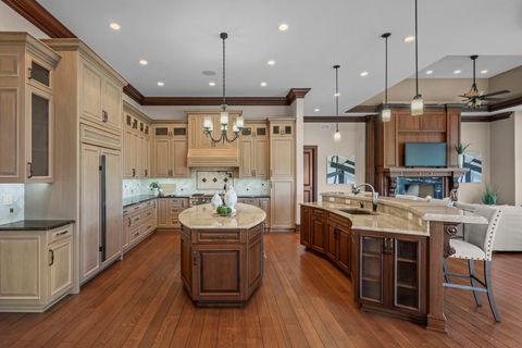 Tiny photo for 23 Enclave Court, South Barrington, IL 60010 (MLS # 12625719)