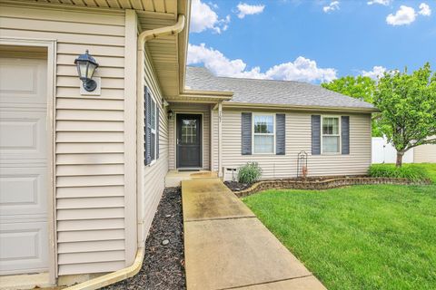 Tiny photo for 707 Chickory Drive, Champaign, IL 61822 (MLS # 12643092)