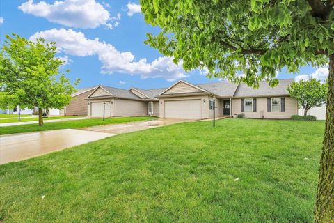 Tiny photo for 707 Chickory Drive, Champaign, IL 61822 (MLS # 12643092)