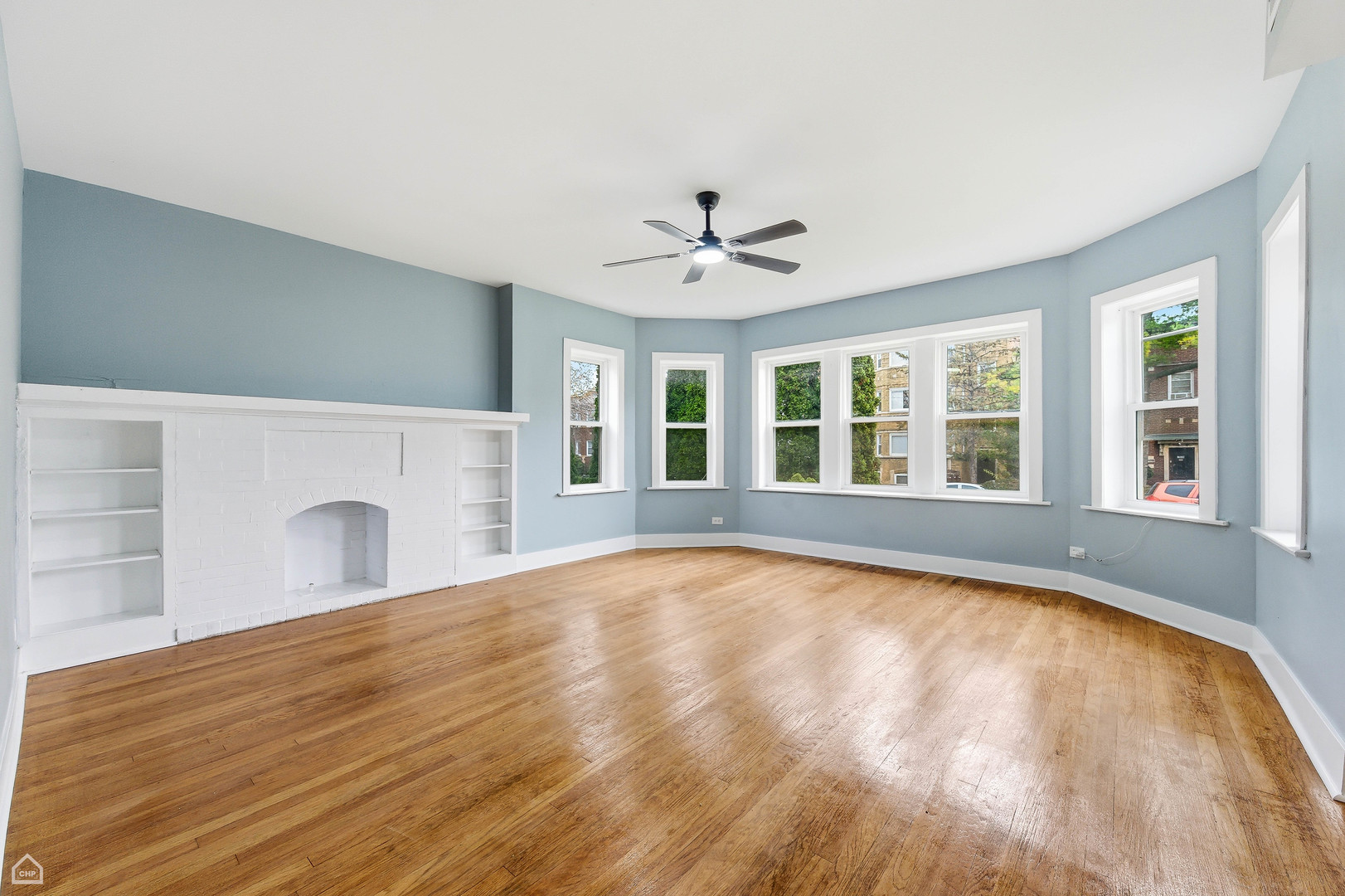 7824 S Euclid Avenue