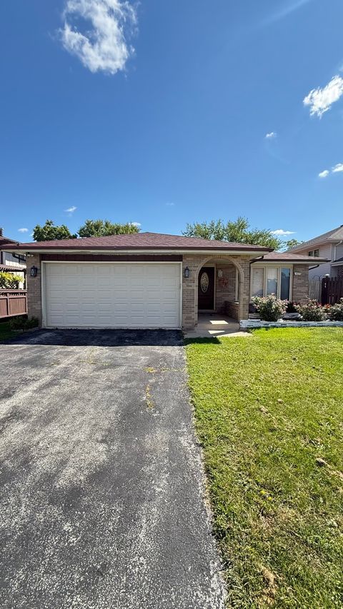 Photo of 14631 Knox Avenue, Midlothian, IL 60445 (MLS # 12465734) Photo of 14631 Knox Avenue, Midlothian, IL 60445 (MLS # 12465734)