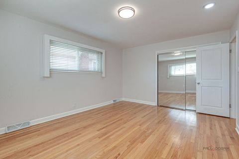 Tiny photo for 5251 Greenleaf Street, Skokie, IL 60077 (MLS # 12600894)