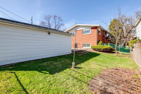 Tiny photo for 5251 Greenleaf Street, Skokie, IL 60077 (MLS # 12600894)