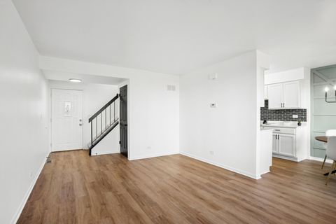 Tiny photo for 1910 N Alpine Drive, Glendale Heights, IL 60139 (MLS # 12535202)