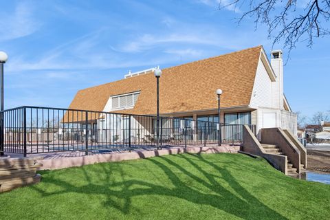 Tiny photo for 1910 N Alpine Drive, Glendale Heights, IL 60139 (MLS # 12535202)