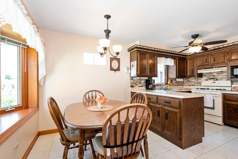 Tiny photo for 7707 Merrimac Avenue, Burbank, IL 60459 (MLS # 12714120)